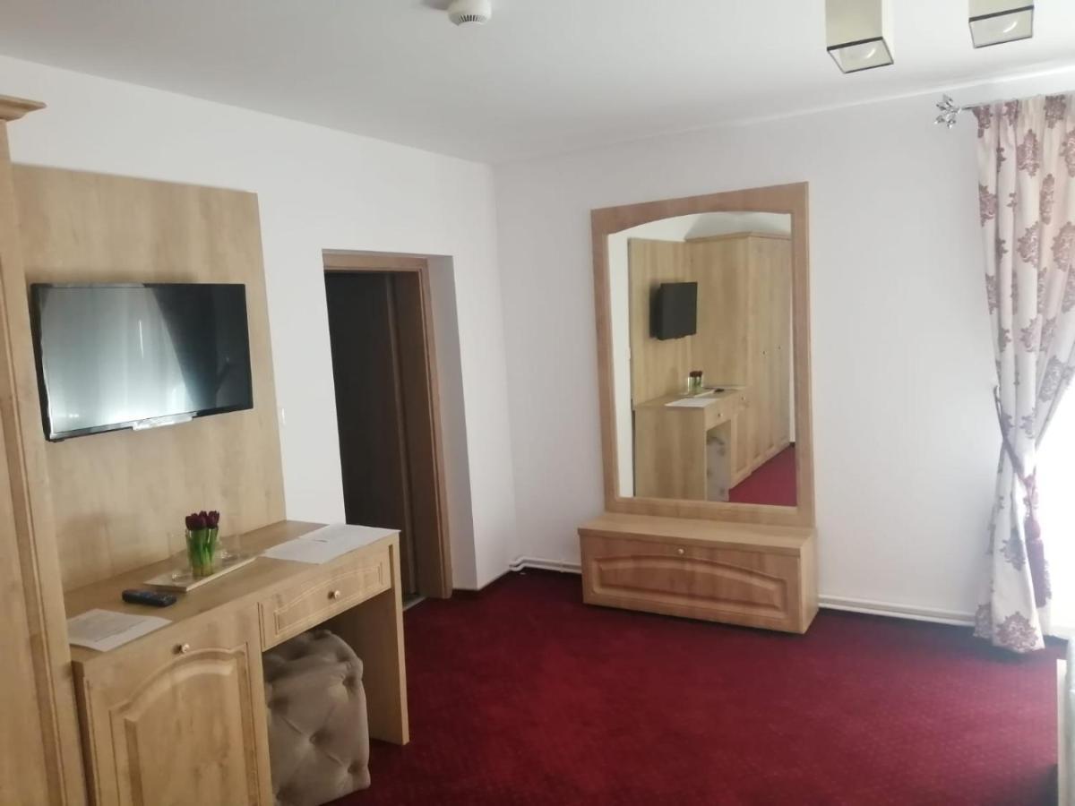 Pensiunea Rosenau Rîşnov Dış mekan fotoğraf